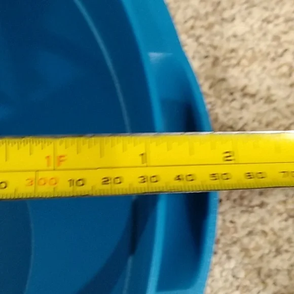 Tupperware Aqua Container - Picture 12 of 15